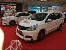 2017 Nissan Grand Livina 1.6 Comfort MPV