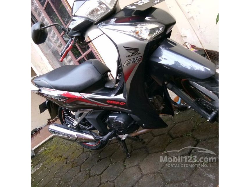 Jual Motor Honda Supra 2013 0.1 di Jawa Tengah Manual 