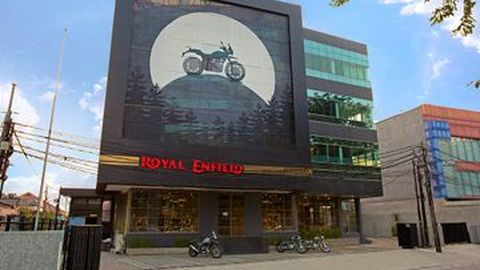 Royal Enfield Resmikan Dealer Baru di Jakarta