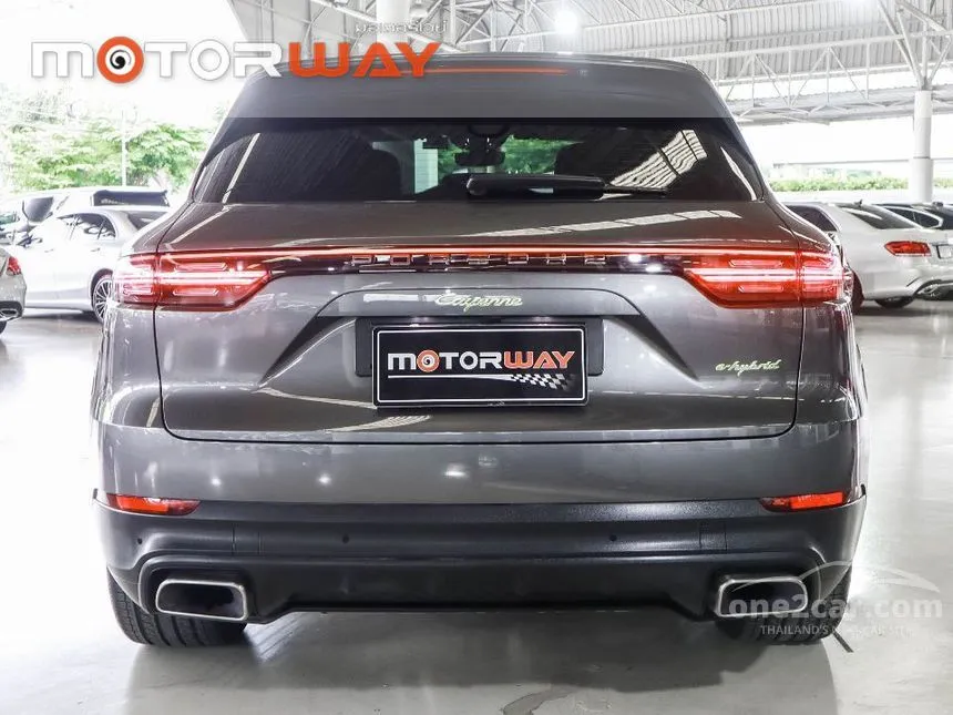 2019 Porsche CAYENNE E-Hybrid SUV