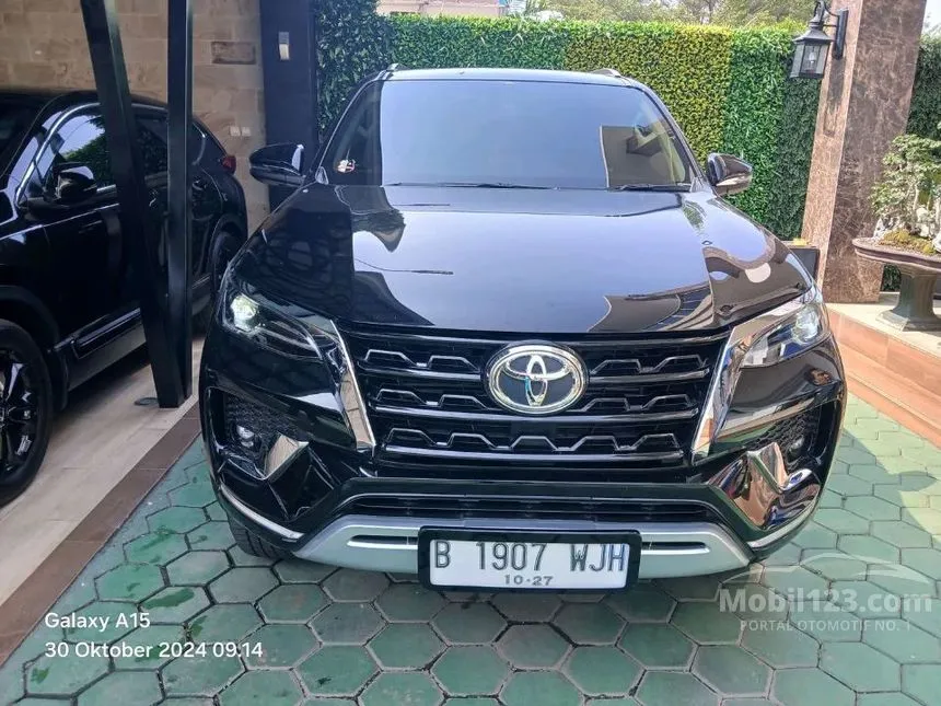 Jual Mobil Toyota Fortuner 2022 VRZ 2.8 di Banten Automatic SUV Hitam Rp 485.000.000