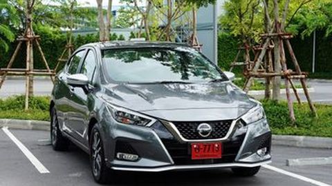 เที่ยวแบบ New Normal หาขนม เครื่องดื่มอร่อยๆ ด้วย Nissan Almera
