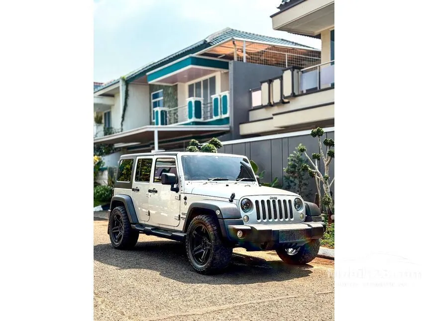 2011 Jeep Wrangler Sport Renegade Plus 4 Door SUV