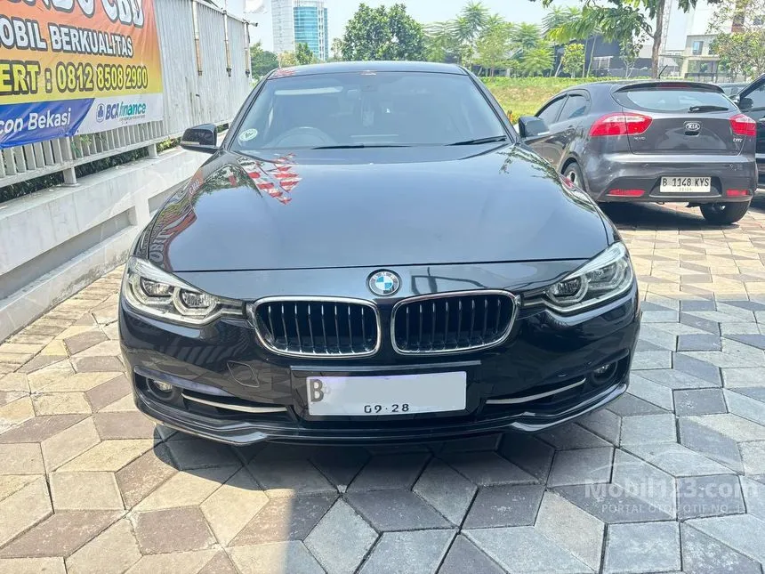 Jual Mobil BMW 320i 2016 Sport 2.0 di Jawa Barat Automatic Sedan Hitam Rp 350.000.000