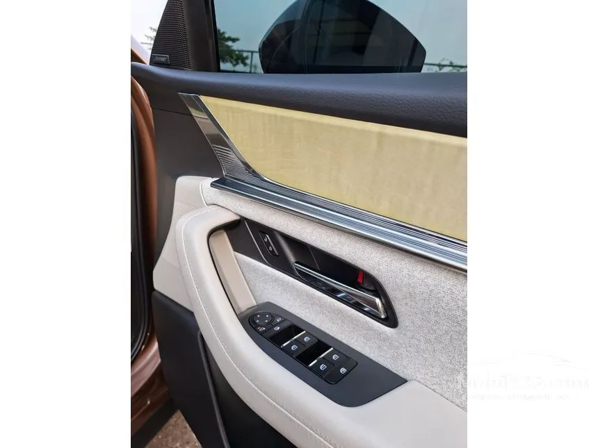2025 Mazda CX-80 Elite PHEV SUV