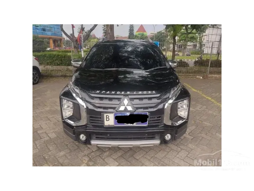 2022 Mitsubishi Xpander Cross Premium MPV