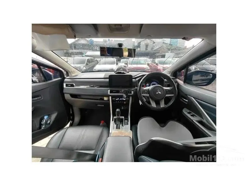 2022 Mitsubishi Xpander Cross Premium MPV