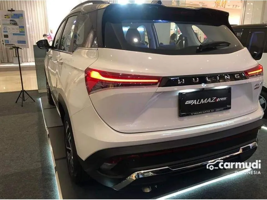 2024 Wuling Almaz RS Pro Wagon