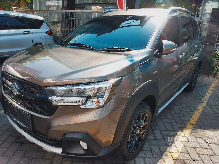 Jual Mobil Suzuki XL7 2024 BETA Hybrid 1.5 di Jawa Timur Automatic Wagon Abu