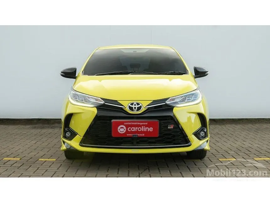 Jual Mobil Toyota Yaris 2022 S GR Sport 1.5 di DKI Jakarta Automatic Hatchback Kuning Rp 247.000.000
