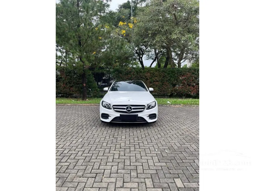 2017 Mercedes-Benz E300 AMG Line Sedan