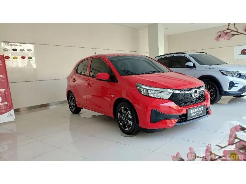 Jual Mobil Honda Brio 2023 E Satya 1.2 di DKI Jakarta Automatic Hatchback Merah Rp 180.300.000