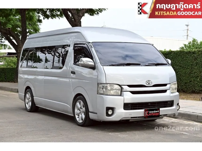 2013 Toyota HIACE D4D Van