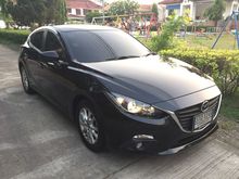 2014 Mazda 3 2.0 (ปี 14-17) E Sports Hatchback AT