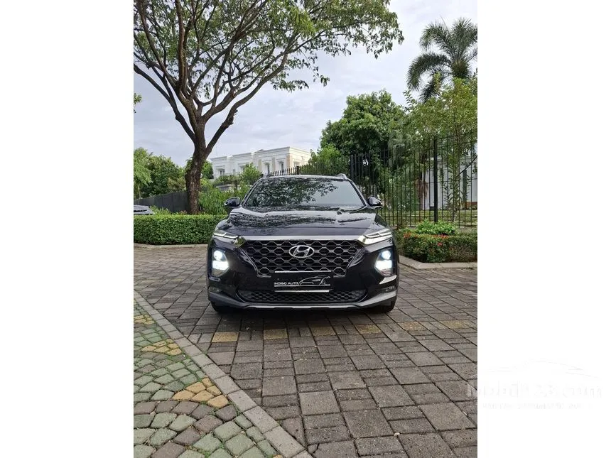 Jual Mobil Hyundai Santa Fe 2018 XG CRDi 2.2 di DKI Jakarta Automatic SUV Hitam Rp 368.000.000