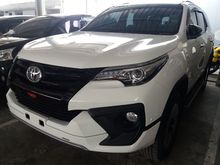2019 Toyota Fortuner 2.4 TRD SUV