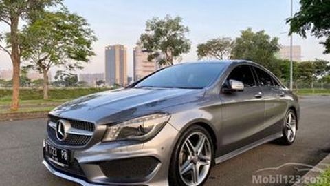 Mobil Mewah Seharga Innova, Cek Mercedes-Benz CLA200 Bekas 2014 Ini