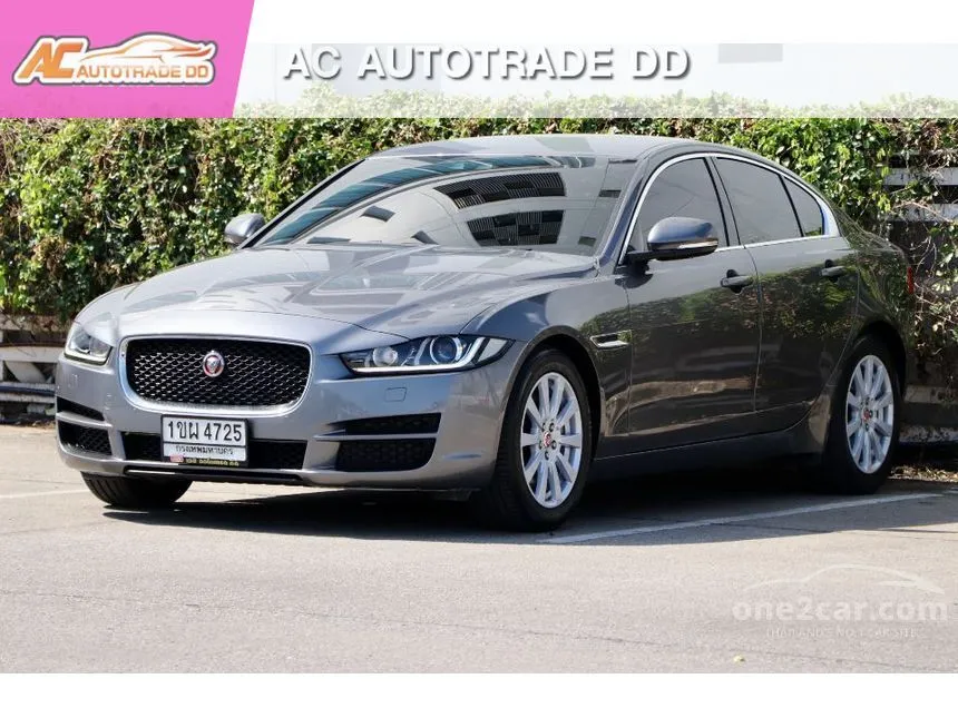 2019 Jaguar XE R-SPORT Sedan