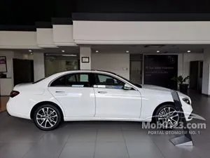 2023 Mercedes-Benz E200 2.0 Avantgarde Sedan
