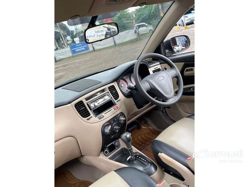 2011 KIA Pride Hatchback