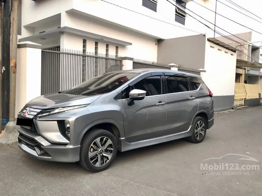 Jual Mobil Mitsubishi Xpander 2017 ULTIMATE 1.5 di Jawa Barat Automatic Wagon Abu
