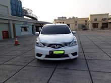 2017 Nissan Grand Livina 1.5 SV MPV matic putih pajak panjang dp ringan