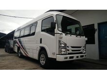 Isuzu Elf NLR 55 BLX Microbus Long