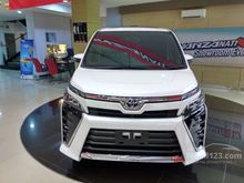 2018 Toyota Voxy 2.0 READY SEMUA WARNA HARGA NEGO SAMPAI DEAL