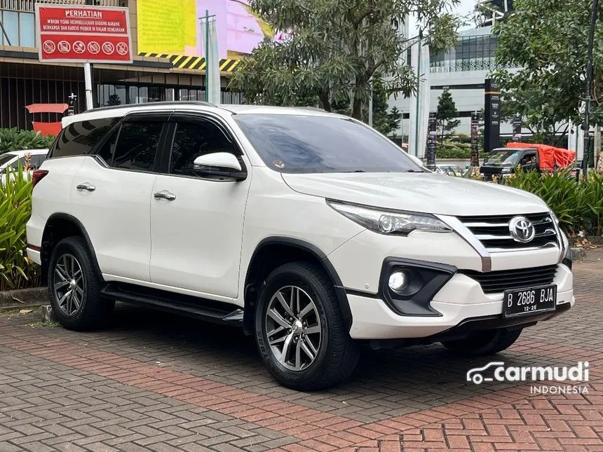 2020 Toyota Fortuner G 4X2 SUV