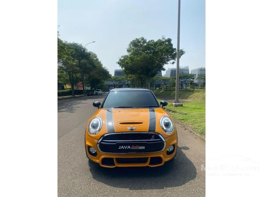 Jual Mobil MINI Cooper 2015 John Cooper Works 2.0 di Banten Automatic Hatchback Orange Rp 690.000.000