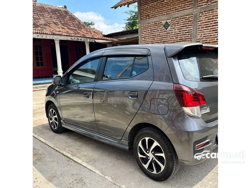 Jual Mobil Daihatsu Ayla 2019 R 1.2 di Jawa Timur Manual Hatchback Abu