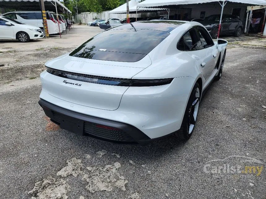 2021 Porsche Taycan 4S Sedan