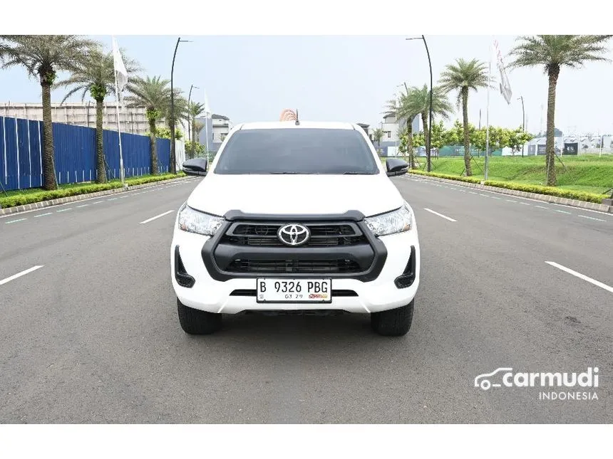 2023 Toyota Hilux E Double Cab 4X4 Pickup