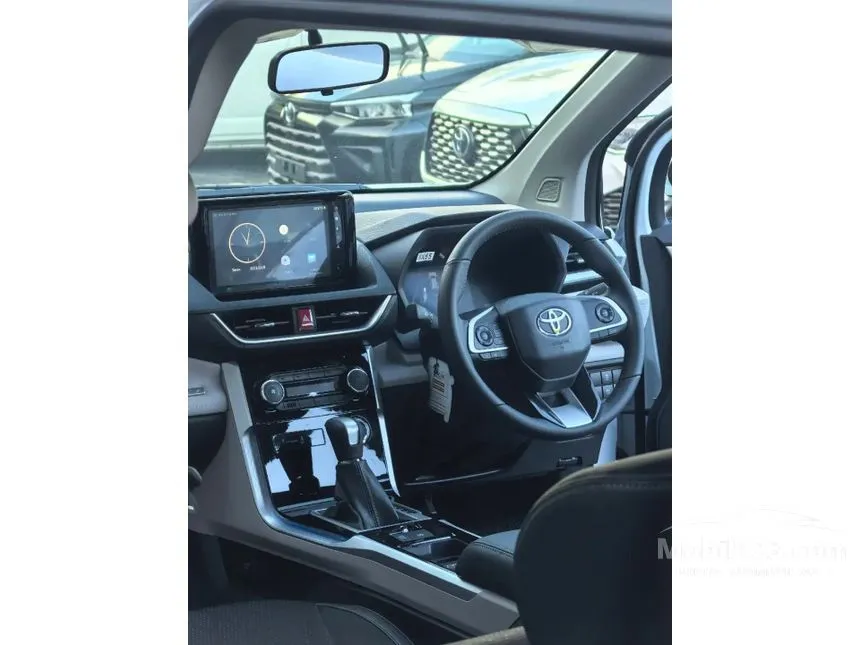 2026 Toyota Veloz V HEV MPV