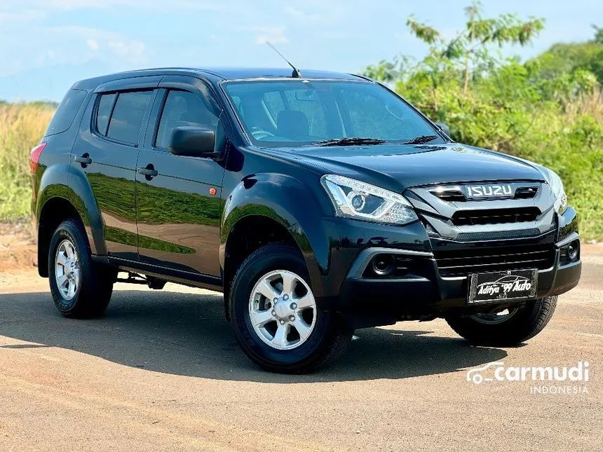 Jual Mobil Isuzu MU