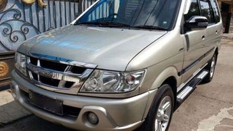 Nasib Isuzu Panther di Ujung Tanduk