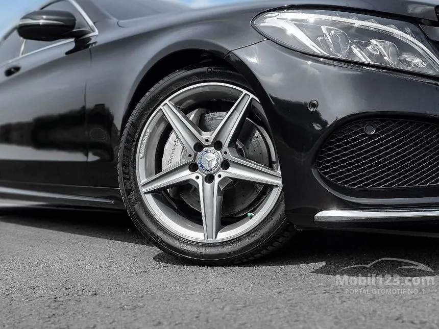 2016 Mercedes-Benz C250 AMG Sedan