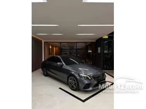 2019 Mercedes-Benz C300 2.0 AMG Line Sedan