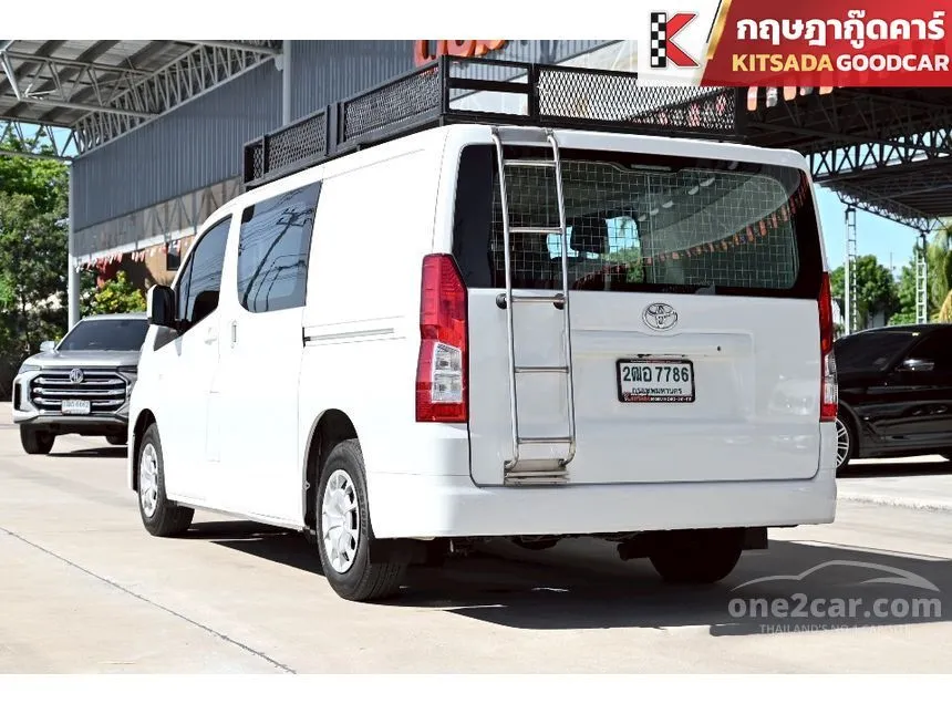 2020 Toyota HIACE Eco Van
