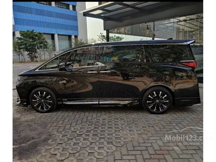 Jual Mobil Toyota Alphard 2024 HEV 2.5 di DKI Jakarta Automatic MPV Hitam Rp 1.710.800.000