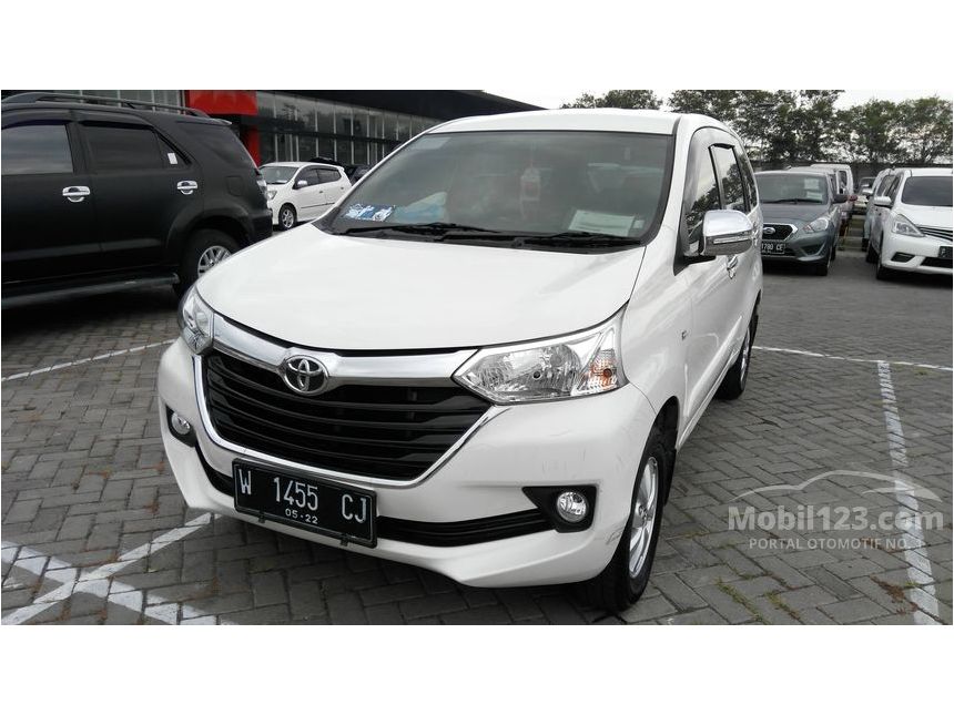 Avanza Jatim: Raja Jalanan, Sang Legenda di Bumi Kencono