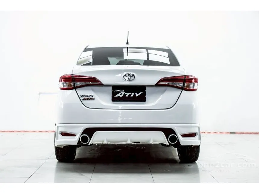 2017 Toyota Yaris Ativ J Sedan