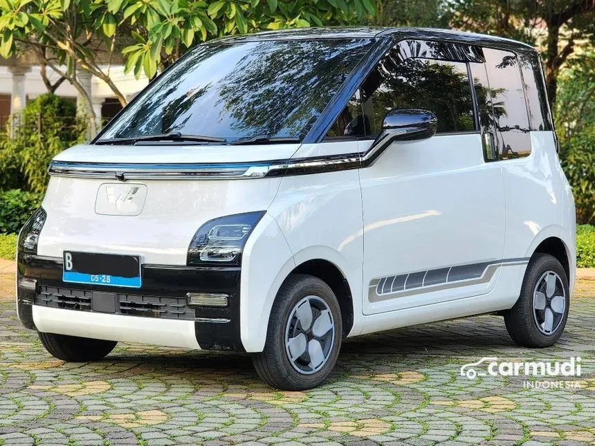 2022 Wuling EV Air ev Charging Pile Long Range Hatchback