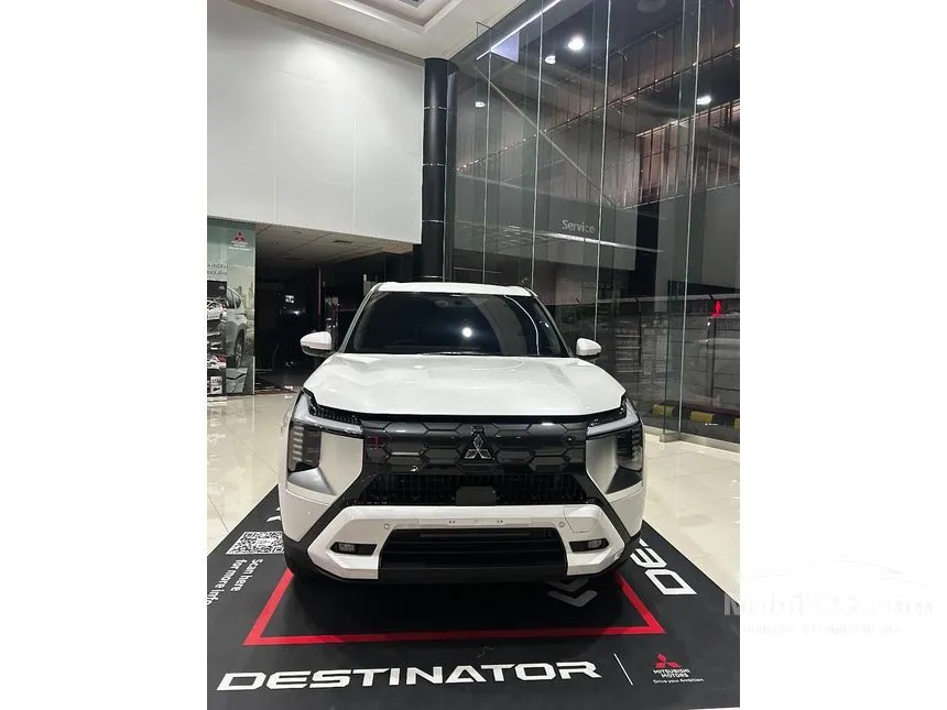 2026 Mitsubishi Destinator Exceed (Quartz White Pearl) SUV