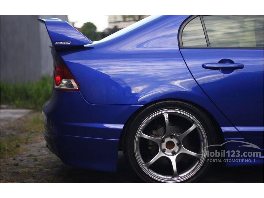 Jual Mobil Honda Civic 2006 FD 1.8 di Jawa Timur Manual Sedan Biru Rp