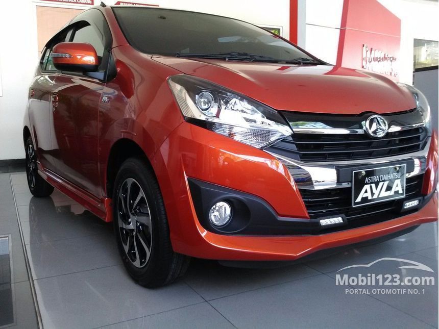 Jual Mobil  Daihatsu Ayla  2019 R Deluxe 1 2 di DKI Jakarta 