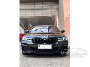2023 BMW 520i 2.0 M Sport Sedan