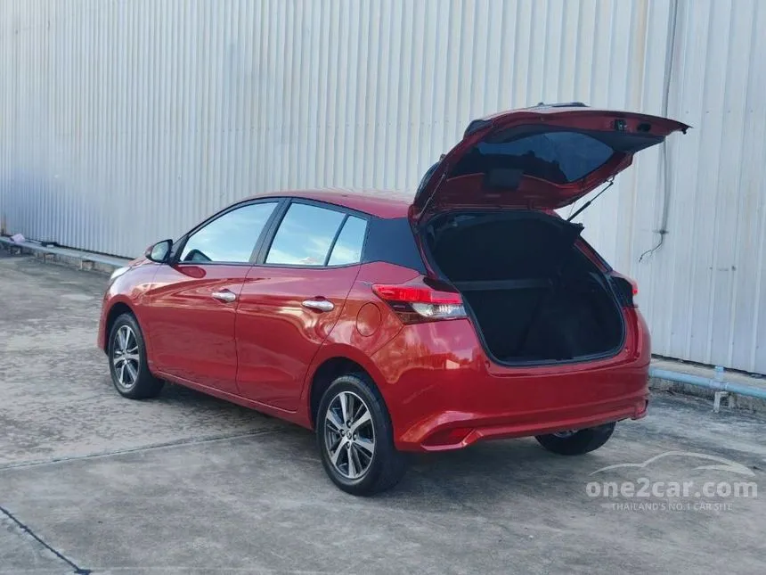 2019 Toyota YARIS G Hatchback