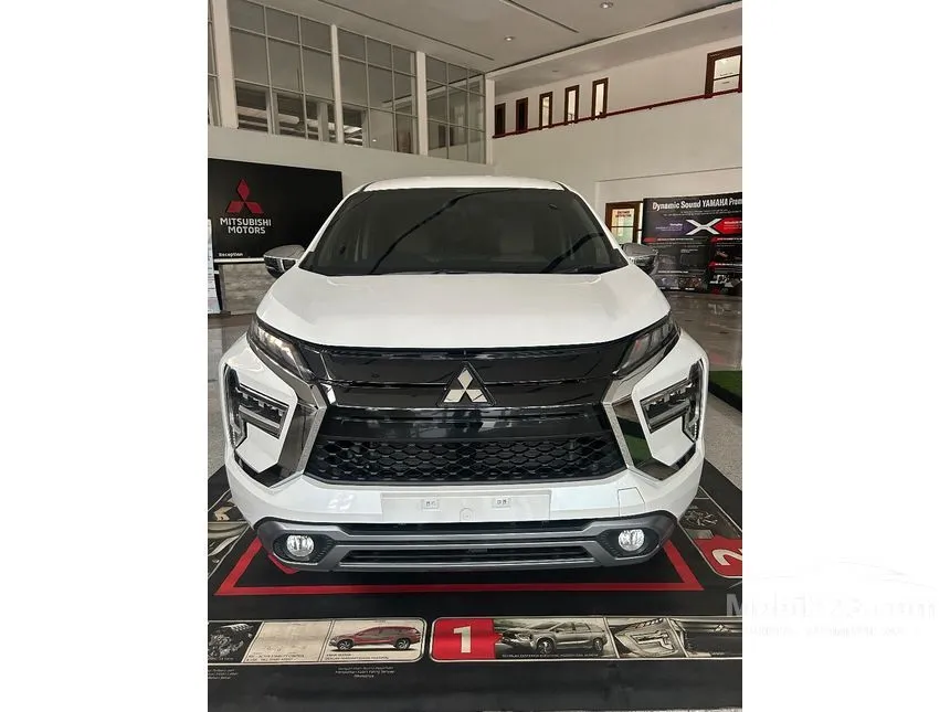 Jual Mobil Mitsubishi Xpander 2023 ULTIMATE 1.5 di Jawa Barat Automatic Wagon Putih Rp 265.900.009