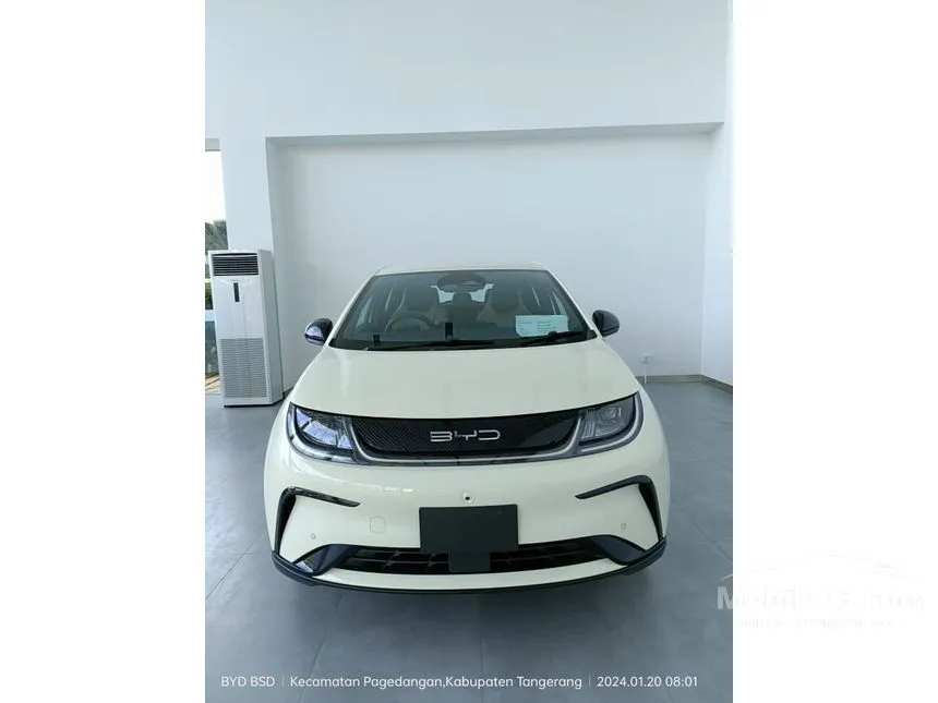 Jual Mobil BYD Dolphin 2024 Dynamic Standard Range di DKI Jakarta Automatic Hatchback Merah Rp 375.000.000
